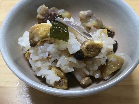 昆布出汁で栗おこわ  活力鍋